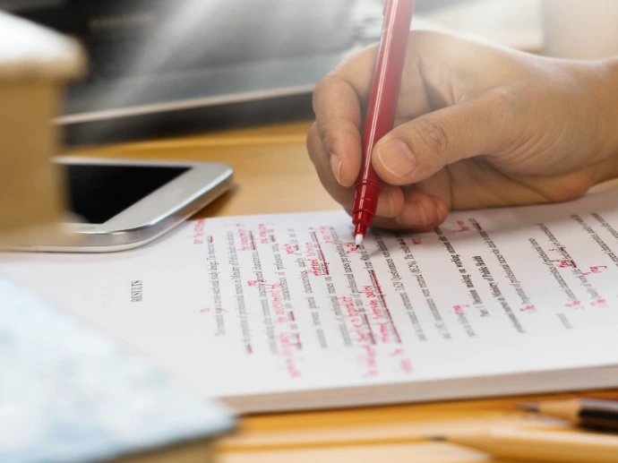 OfficIA : relecture et vérification